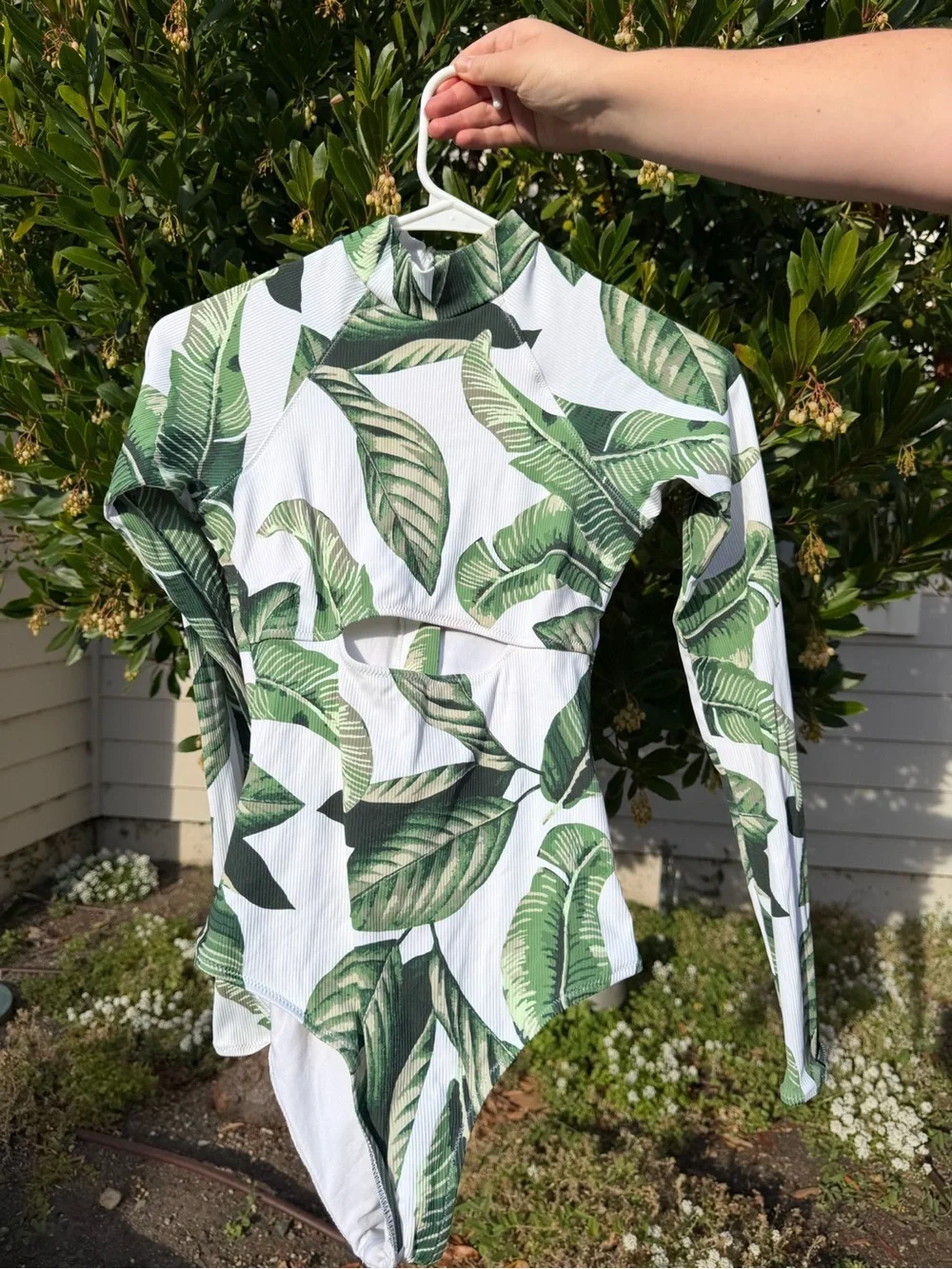 Sexy Rip Curl Green Leaf-Print Long Sleeve Bodysuit